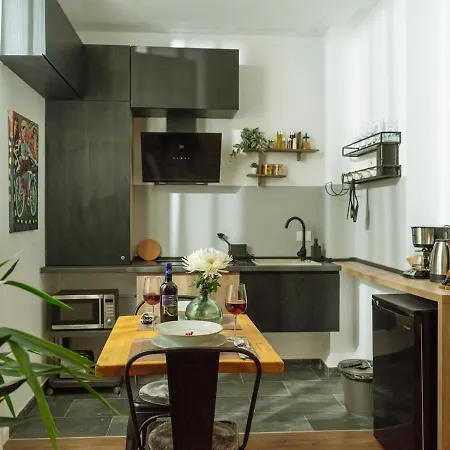 20 - New Building & Parking Apartment *