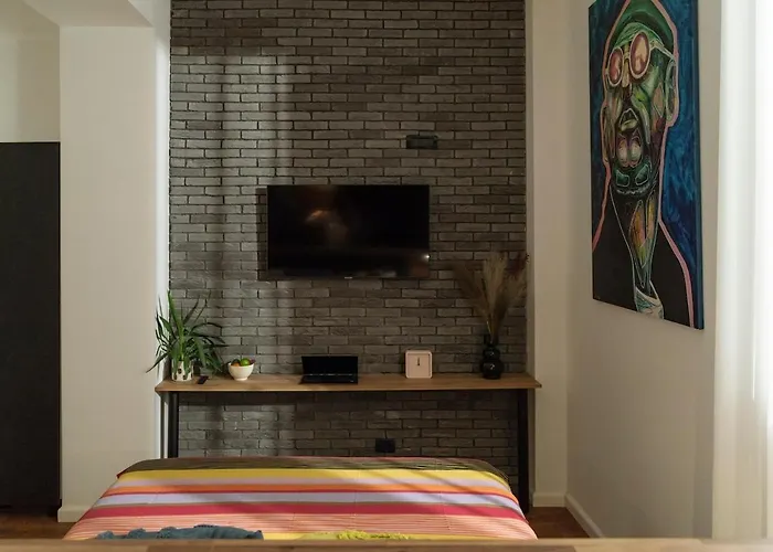 20 - New Building & Parking Апартаменти Бухарест