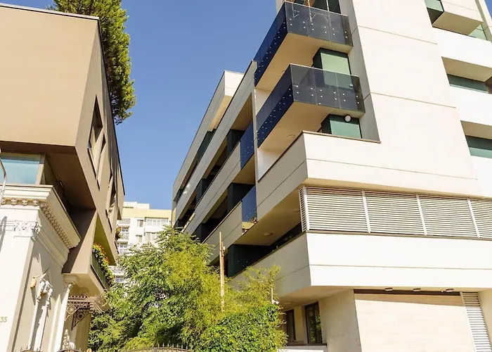 20 - New Building & Parking شقة *