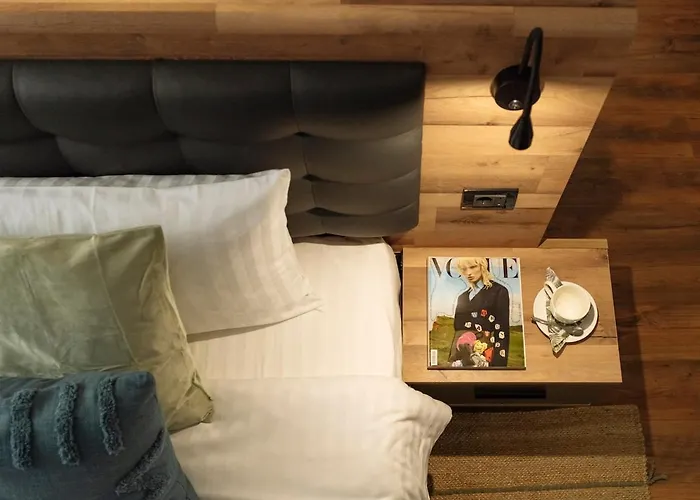 20 - New Building & Parking