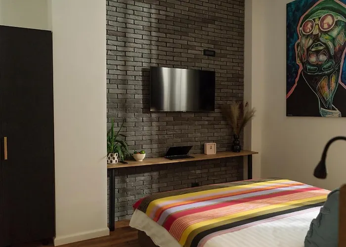 20 - New Building & Parking Апартаменти