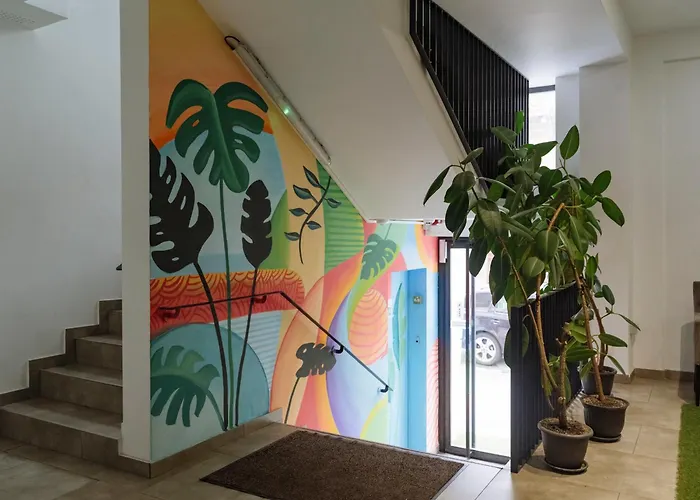 20 - New Building & Parking * بوخارست