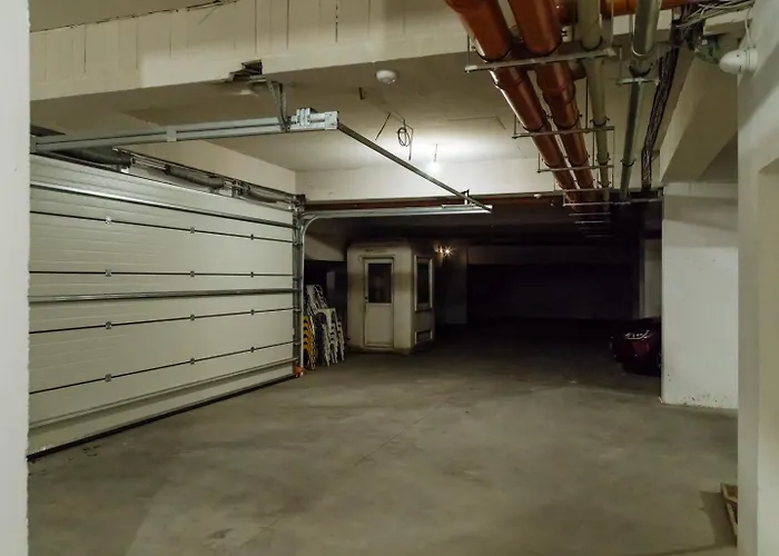 20 - New Building & Parking شقة *