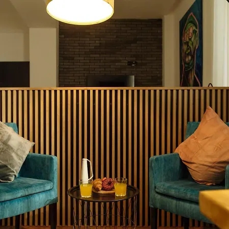 20 - New Building & Parking Βουκουρέστι